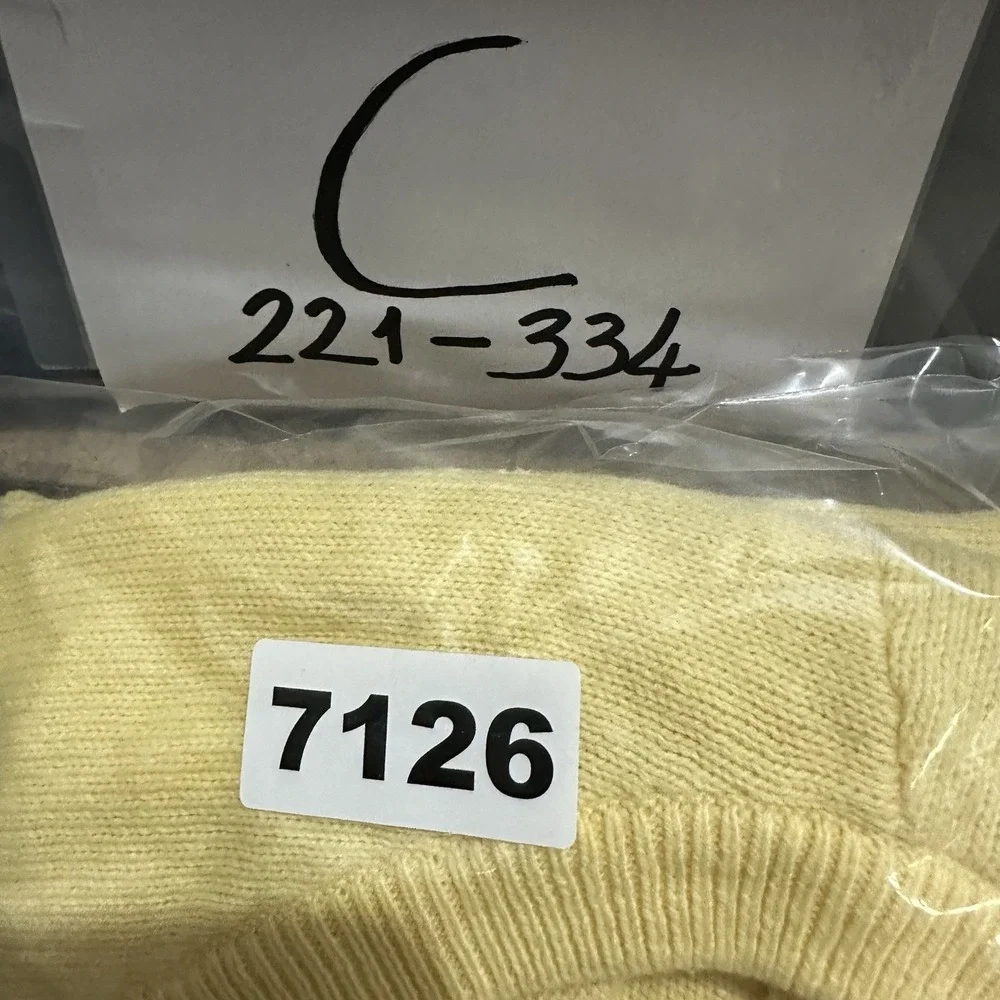Vintage J. CREW VNeck Sweater Pullover Unisex XL Yellow Cashmere Blend Formal